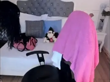 Stripchat Live Sex Cam of Aisha_Haddad