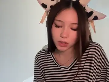 Stripchat Nude Webcam of luvvivii