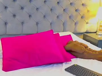 Stripchat Free Porn Cam of SamantaG
