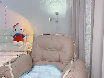 Stripchat Live Porn of QiQiQi_