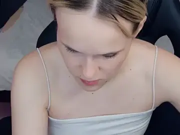 Stripchat Sex Chat of thehousemaidd