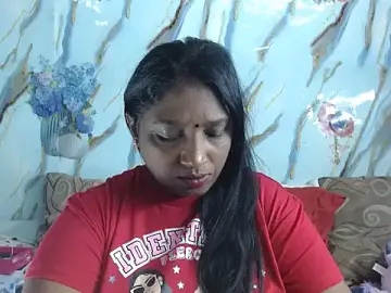 Stripchat Watch Live Sex Cams of Indian_tracy