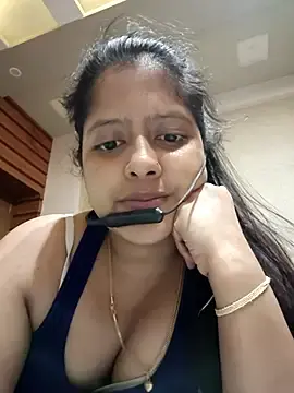 Stripchat Watch Live Sex Cams of Aditi_sarkar