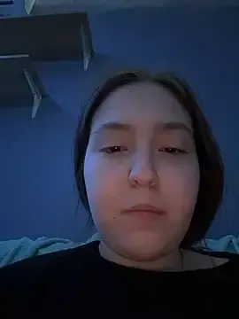 CharmingVikii from stripchat