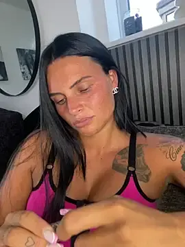 Stripchat Live Sex Cam of Destinylovex