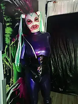 Stripchat Watch Live Sex Cams of LatexDevil_Blondie