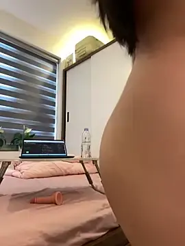 Stripchat Adult Webcam of kem_2000