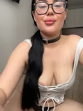Stripchat Best live sex cam show of Peach_Doll