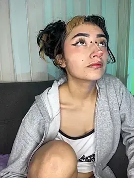 Stripchat Nude Webcam of baby_akuma