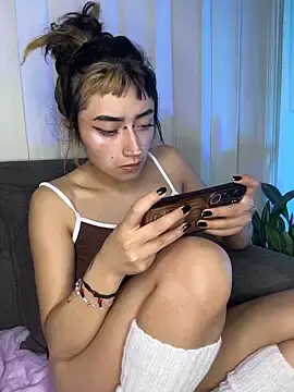 Stripchat Live Sex Cam of baby_akuma