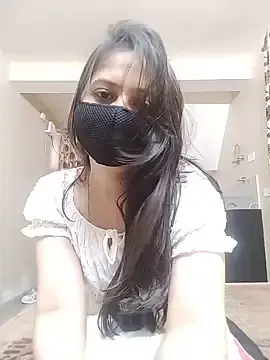 Stripchat Free Porn Cam of Diviyaa1