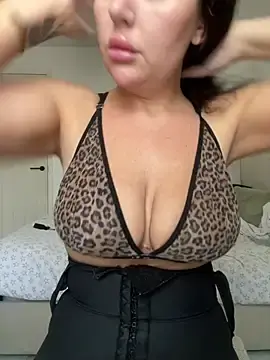 Stripchat Free Live Porn of magical_mia