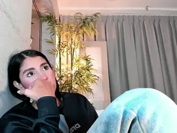 IsabelaStefano from stripchat