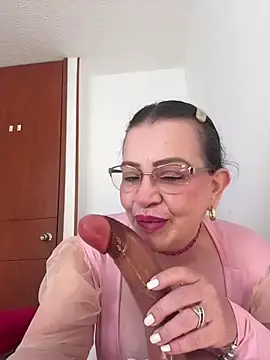 Stripchat Adult Webcams of Karla_Duarte