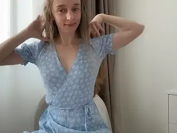 Stripchat Adult Webcam of ShySchoolGirl