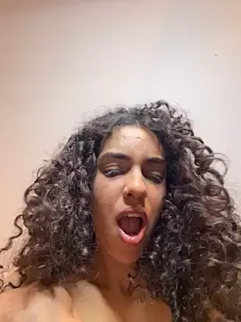Stripchat Free Porn Cam of Sora_pasquale