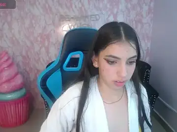 Stripchat Sex Cam of KiaraStar_ch
