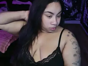 Stripchat Live Sex Cam of NeliaVoss