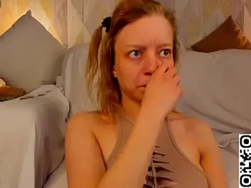 Michelle_Blond from stripchat