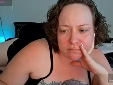 Stripchat Live Sex Cam of julimonroe