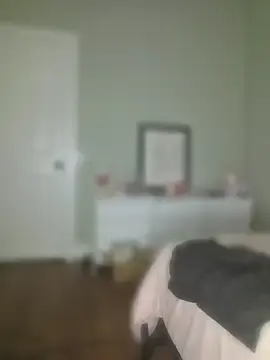 Stripchat Free Porn Cam of julimonroe