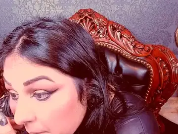 Stripchat Watch Live Sex Cams of SelenaNoctis