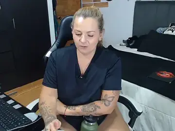 Stripchat Free Live Porn of perlagoloza05