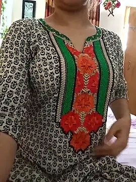 Tanha18 from stripchat