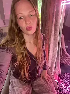 Stripchat Adult Webcam of feedeegeorgie