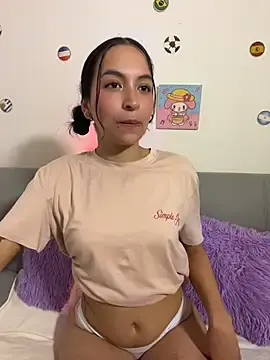 Stripchat Free Live Porn of Ariiana_Jones