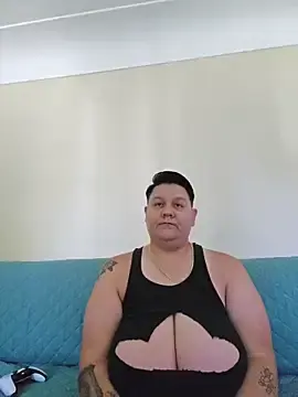 Stripchat Live Sex Cam of DevilDahm