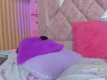 Stripchat Best live sex cam show of emily_velvet__
