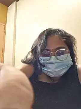 Stripchat Adult Webcam of Riya__naughty
