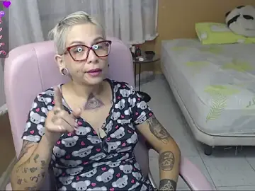 Stripchat Adult Video Chat of moon_cat85