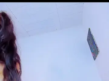 Stripchat Live Porn of Laura_Ivy