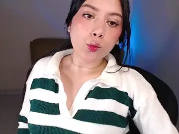 Stripchat Live Sex Cam of iam_emy