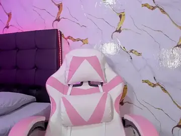 Stripchat Watch Live Sex Cams of Scarlet_DLuce