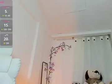 Stripchat Sex Cam of naughty_sexyy_girl_1