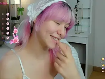 Stripchat Free Porn Cam of EmilyTrase