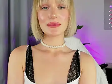 Stripchat Nude Webcam of Ice_Strawberry