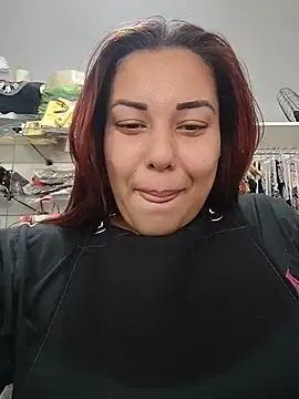 Stripchat Sex Cam of RuivaGiMisteriosa