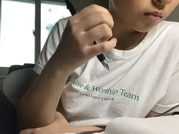 Stripchat Live Porn of hypekittyboy