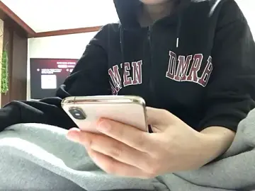 Stripchat Free Live Porn of hypekittyboy