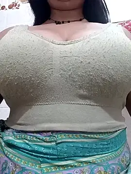 Stripchat Free Live Porn of cute-mahek