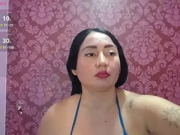 Stripchat Sex Cam of juliana_diaz