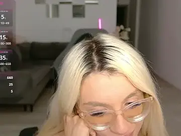 Stripchat Live Sex Cam of LovelyBianca