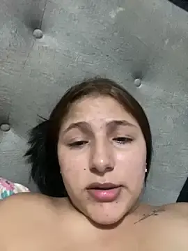 Stripchat Sex Cam of Melissa_milk1