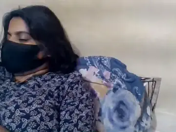 Stripchat Live Sex Cam of Ruchi_Singh0