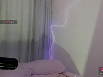 Stripchat Best live sex cam show of Sara_Foxx1