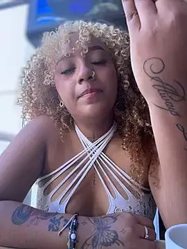 Stripchat Live Porn of Starlights